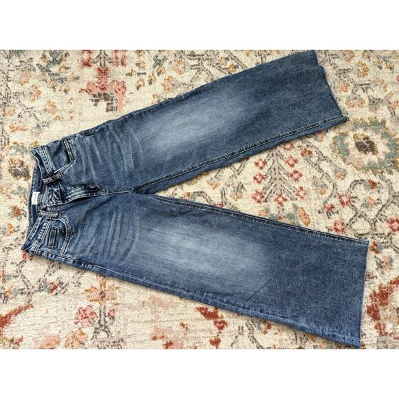 Hint Of Blu Sine 26 Flare Jeans Raw Hem 26.5” Inseam - Picture 5 of 11